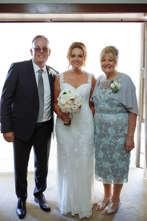 Encore St Kilda Beach wedding, Jacquie and Steve, frame 041