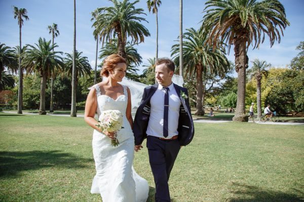 Jacquie and Steve's wedding day in St Kilda, frame 154