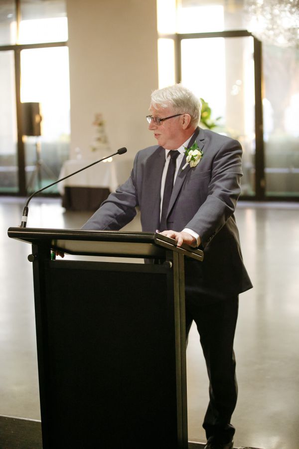 Jacquie and Steve's wedding day in St Kilda, frame 250