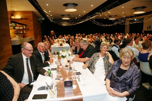 Jacquie and Steve's wedding day in St Kilda, frame 271