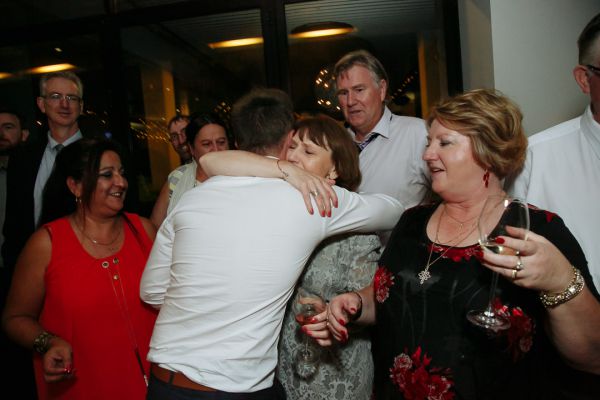 Jacquie and Steve's wedding day in St Kilda, frame 328