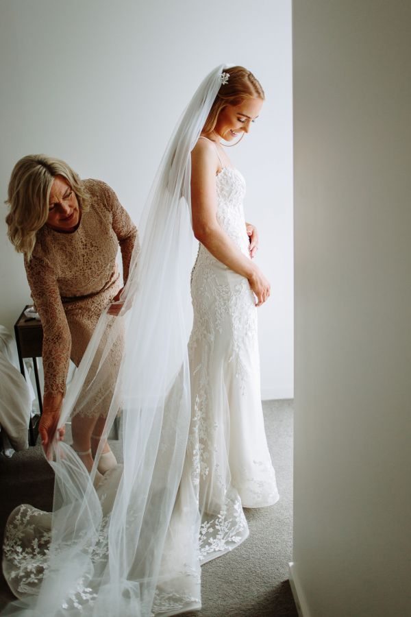 Annabel and Sam's wedding day in Melbourne, frame 019