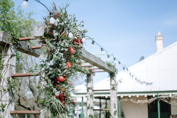 Lyndsay and Jared's wedding day in Strath Creek, frame 076
