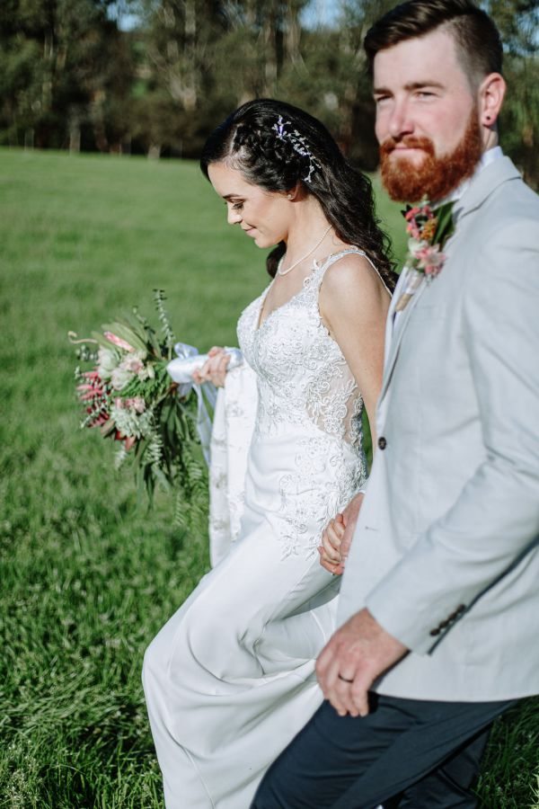 Lyndsay and Jared's wedding day in Strath Creek, frame 205