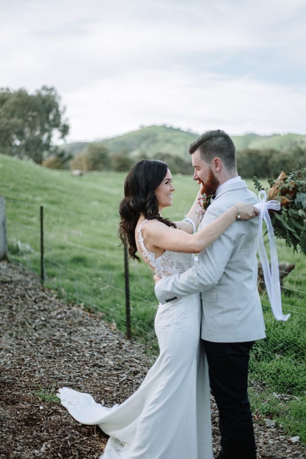 Lyndsay and Jared's wedding day in Strath Creek, frame 208