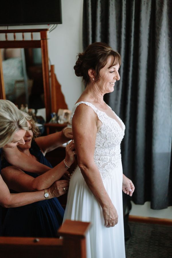 Launceston Golf Club wedding, the couple, frame 026