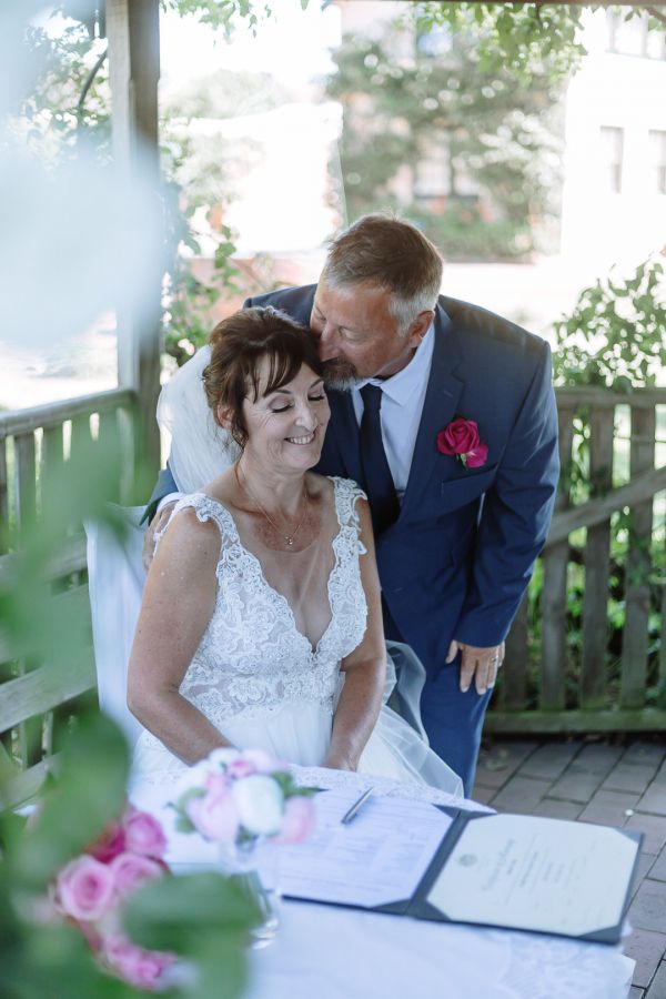 Launceston Golf Club wedding, the couple, frame 125