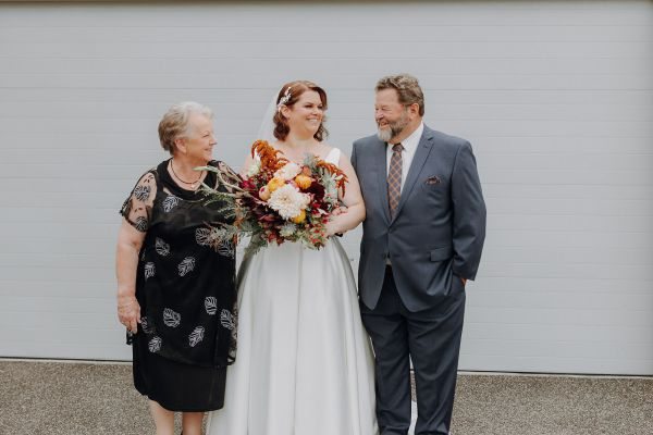 Anna and Stephen's wedding day in Reservoir, frame 016