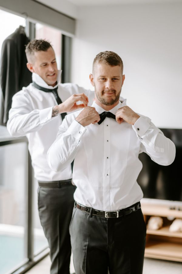 Lisa and Steve's wedding day in Geelong, frame 004