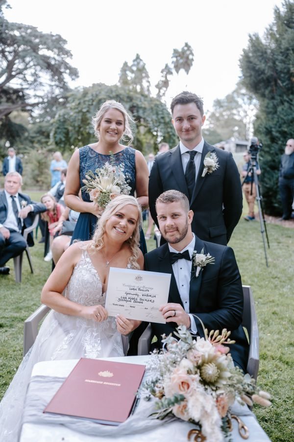 Lisa and Steve's wedding day in Geelong, frame 040
