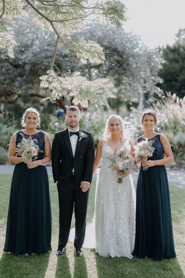 Lisa and Steve's wedding day in Geelong, frame 055