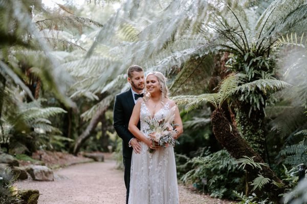 Lisa and Steve's wedding day in Geelong, frame 061
