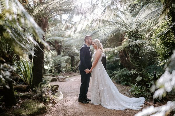 Lisa and Steve's wedding day in Geelong, frame 064