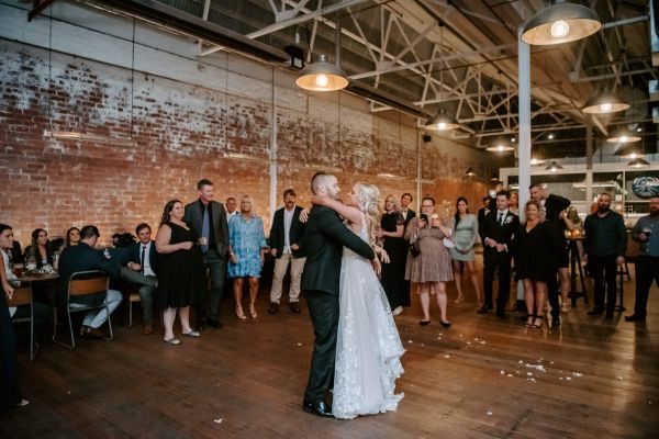 Lisa and Steve's wedding day in Geelong, frame 082
