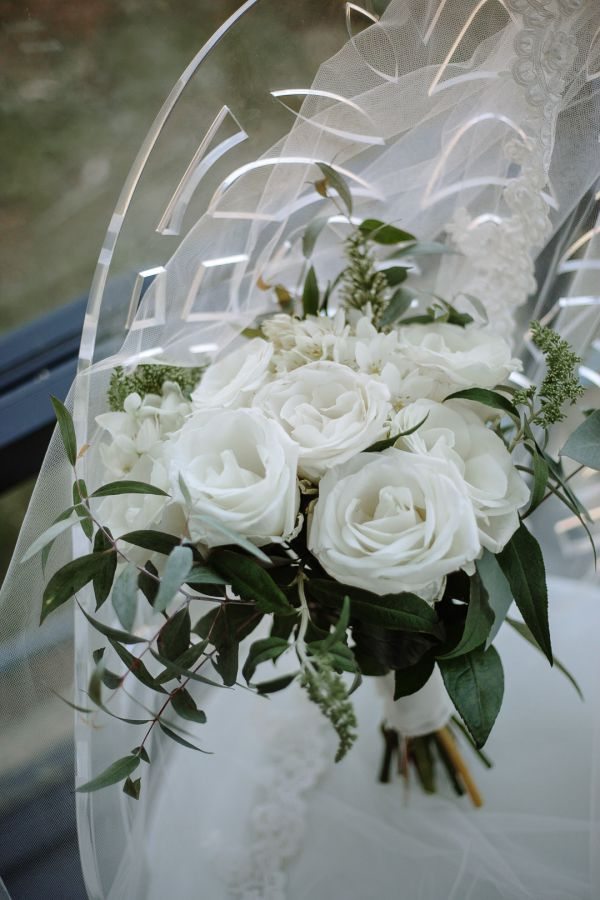 Caitlin and Dylan's wedding day in Taroona, frame 007