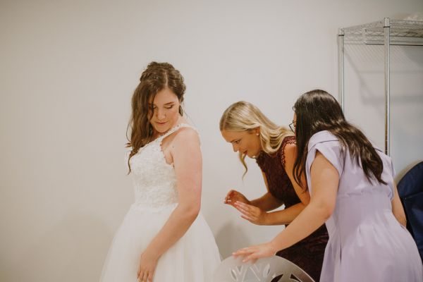 Caitlin and Dylan's wedding day in Taroona, frame 013