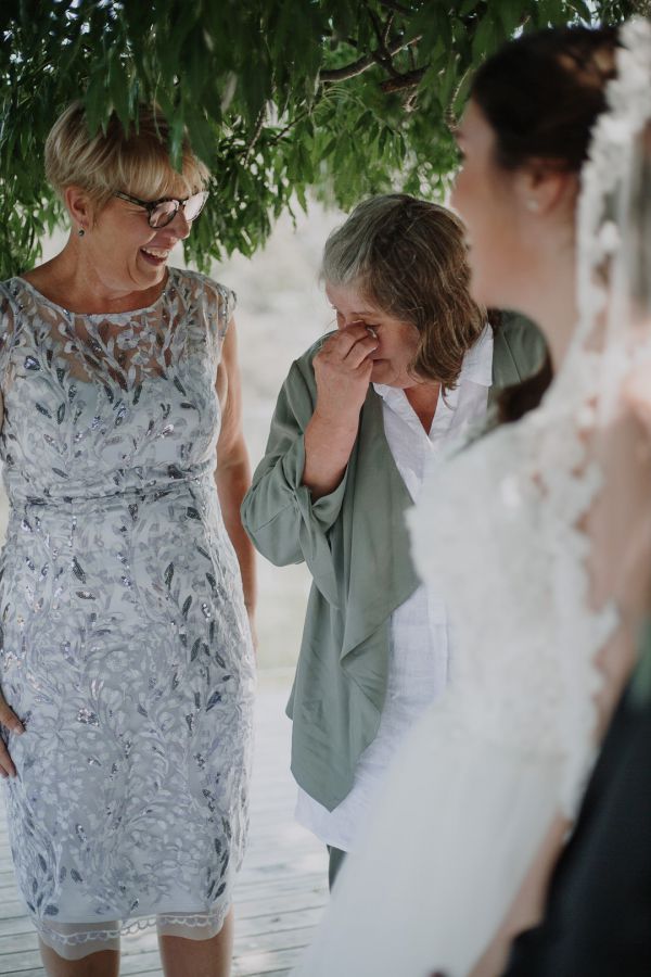 Caitlin and Dylan's wedding day in Taroona, frame 091