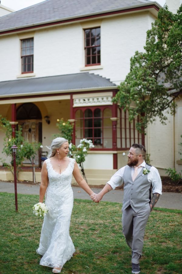 Glen Derwent wedding, Steph and Kane, frame 017
