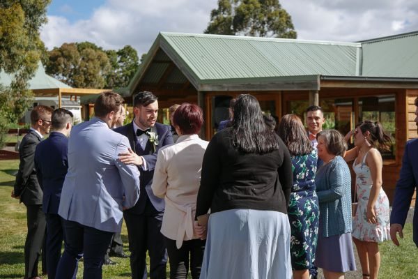 Giovi and Andrés' wedding day in Lancefield, frame 100