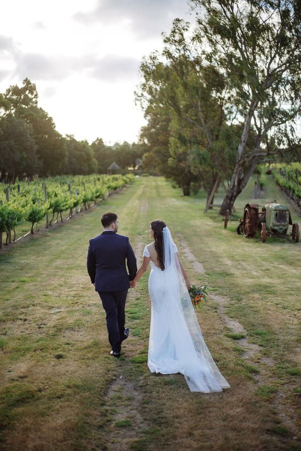 Wedding photograph 234 from Giovi and Andrés' day at Glen Erin at Lancefield