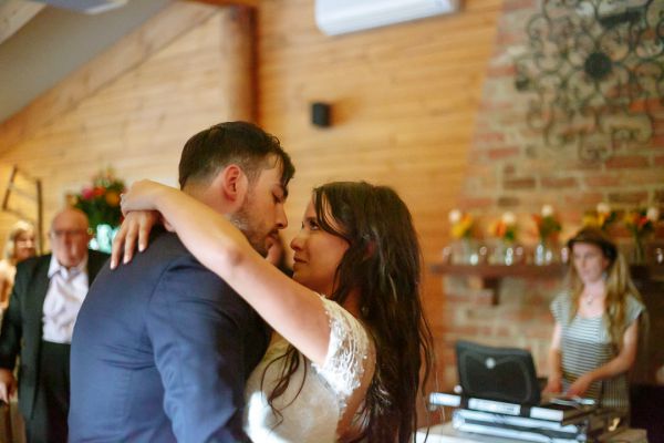 Giovi and Andrés' wedding day in Lancefield, frame 280
