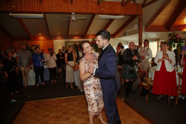 Giovi and Andrés' wedding day in Lancefield, frame 289