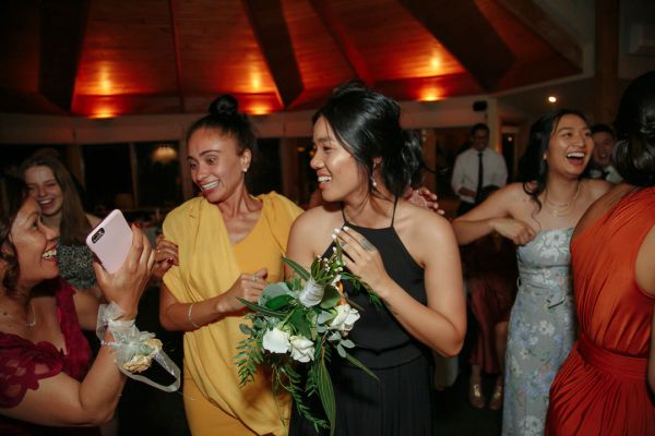 Giovi and Andrés' wedding day in Lancefield, frame 481