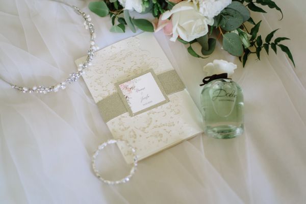 Naomi and Josefa's wedding day in Melbourne, frame 019