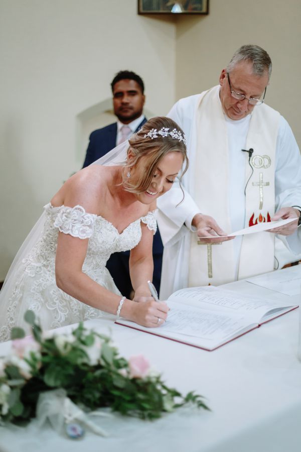 Naomi and Josefa's wedding day in Melbourne, frame 061