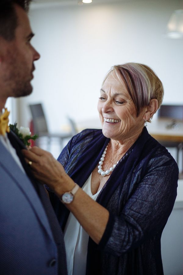 Elyse and Dan's wedding day in Carrara, frame 043