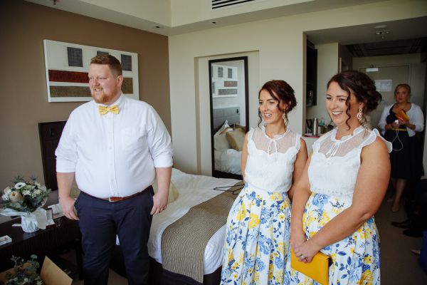 Elyse and Dan's wedding day in Carrara, frame 055