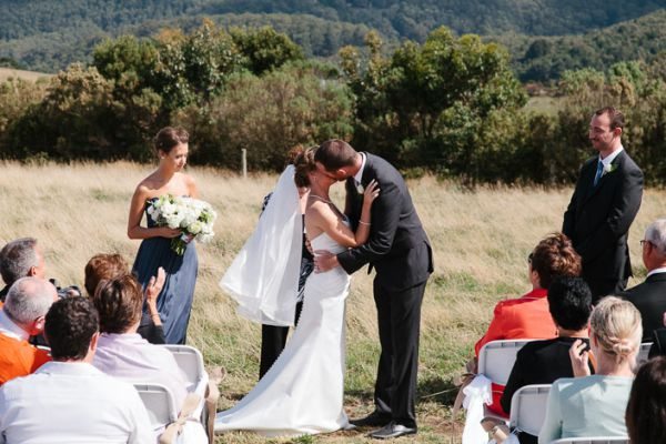 The couple's wedding day in Great Ocean Road, frame 033