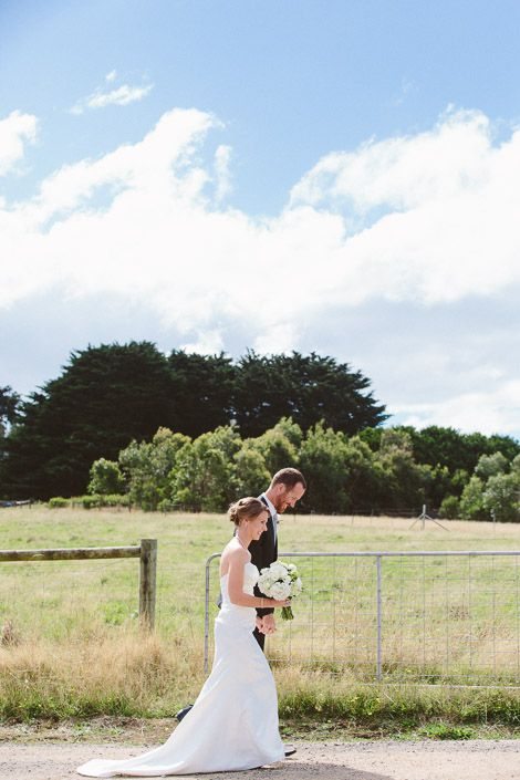 The couple's wedding day in Great Ocean Road, frame 039