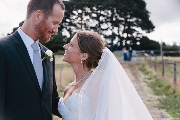 The couple's wedding day in Great Ocean Road, frame 048