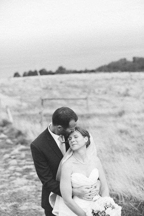 The couple's wedding day in Great Ocean Road, frame 060