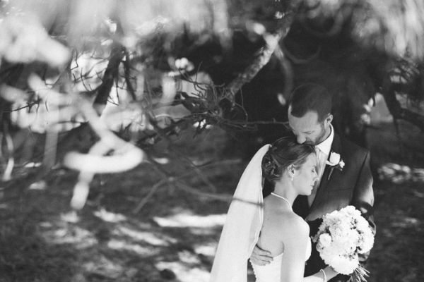 The couple's wedding day in Great Ocean Road, frame 066