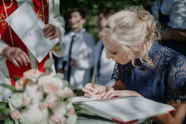 Keira and Adam's wedding day in Grahamvale, frame 121