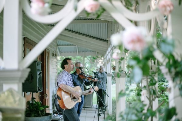 Keira and Adam's wedding day in Grahamvale, frame 235