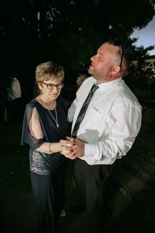 Keira and Adam's wedding day in Grahamvale, frame 316