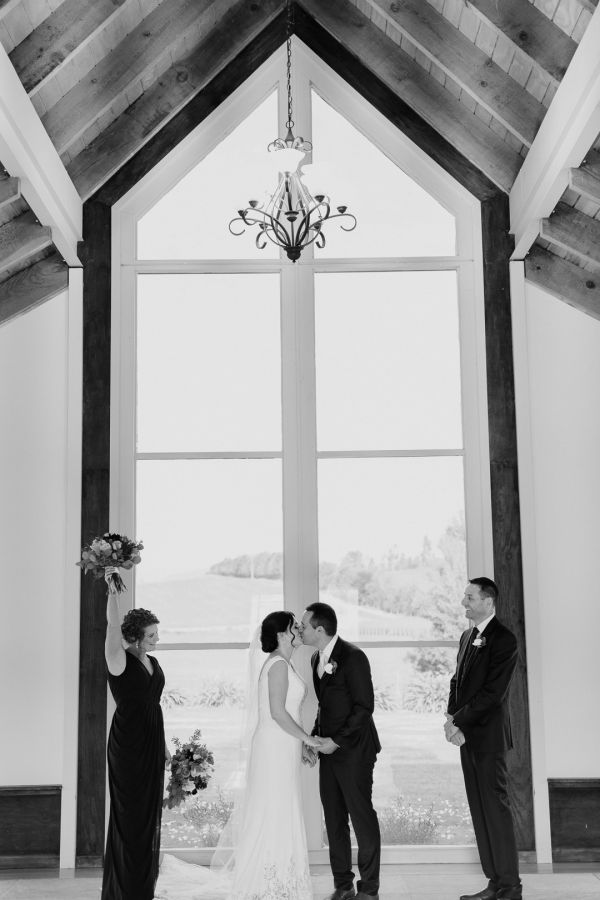Vanessa and Michael's wedding day in Dixons Creek, frame 061
