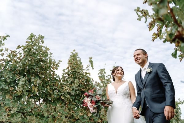 Vanessa and Michael's wedding day in Dixons Creek, frame 067