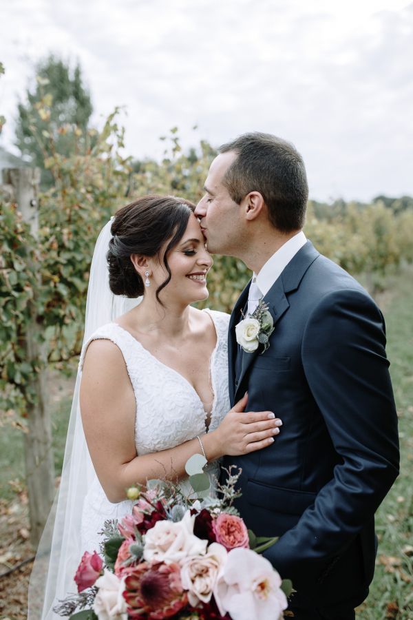 Vanessa and Michael's wedding day in Dixons Creek, frame 070