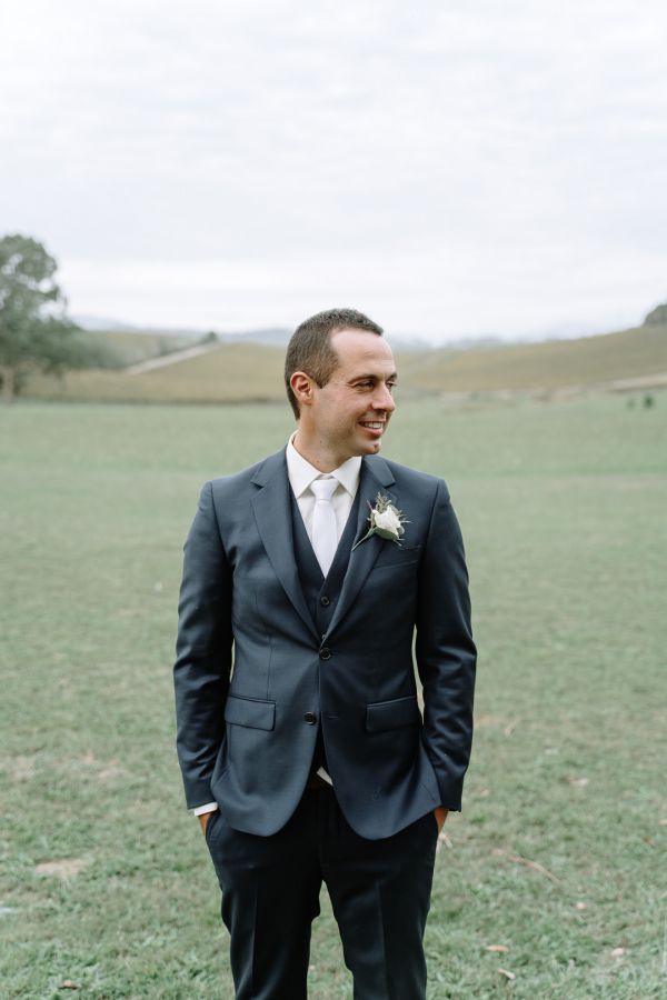 Vanessa and Michael's wedding day in Dixons Creek, frame 076