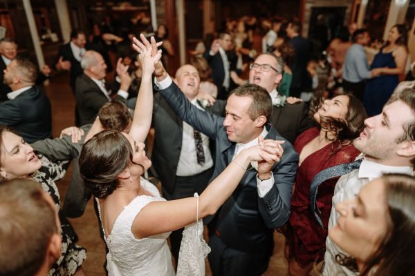 Vanessa and Michael's wedding day in Dixons Creek, frame 088