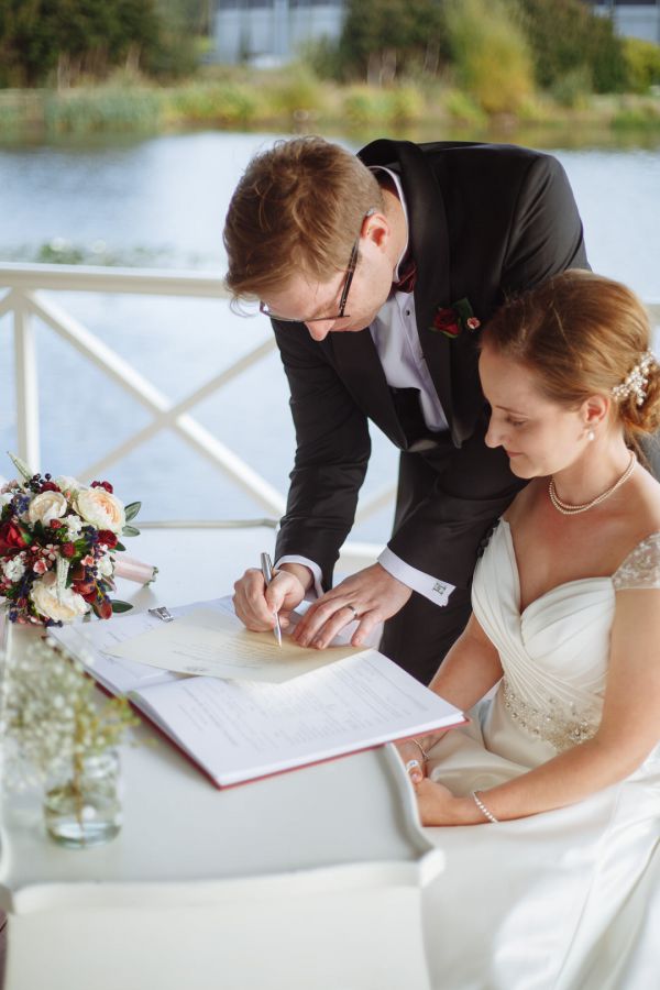Josef Chromy Wines wedding, the couple, frame 119