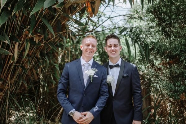 Zijing and Joshua's wedding day in Maleny, frame 004