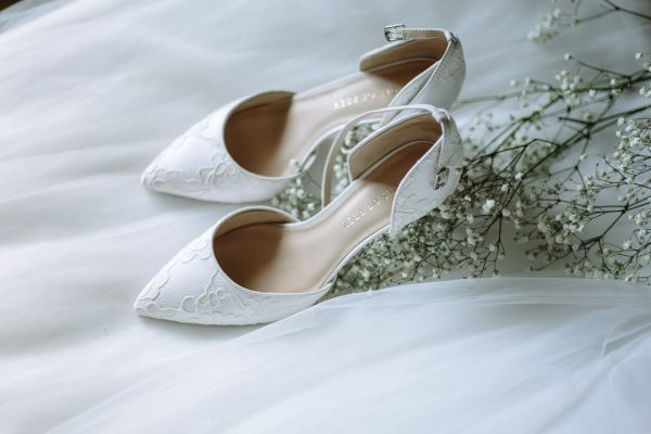 Zijing and Joshua's wedding day in Maleny, frame 007