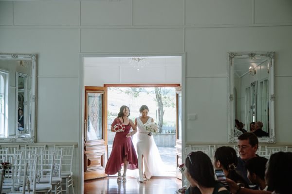 Zijing and Joshua's wedding day in Maleny, frame 028
