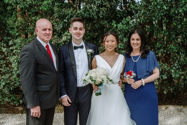 Zijing and Joshua's wedding day in Maleny, frame 046