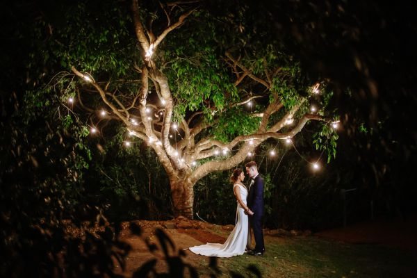 Zijing and Joshua's wedding day in Maleny, frame 076